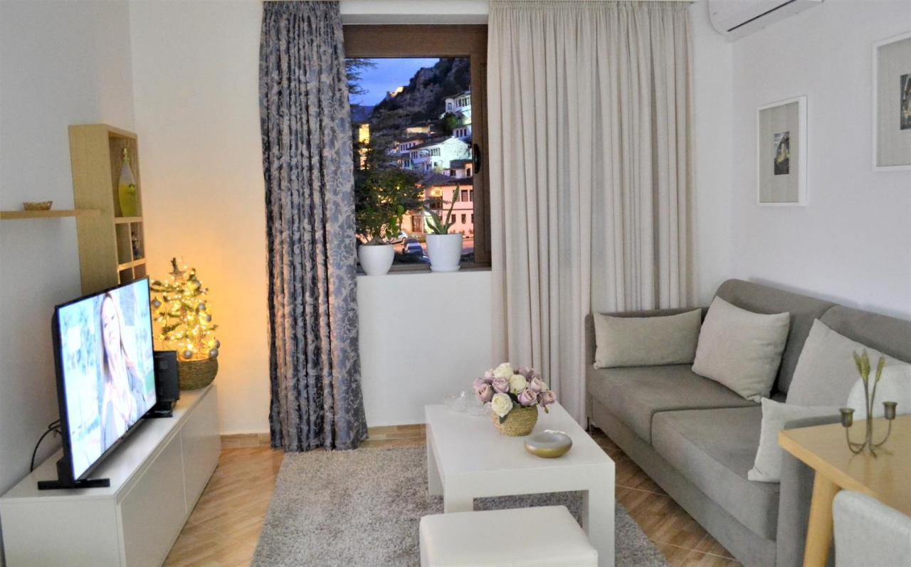 Aria Apartment بيرات المظهر الخارجي الصورة